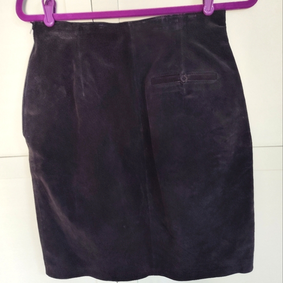 Gone - Picture 1 of 7